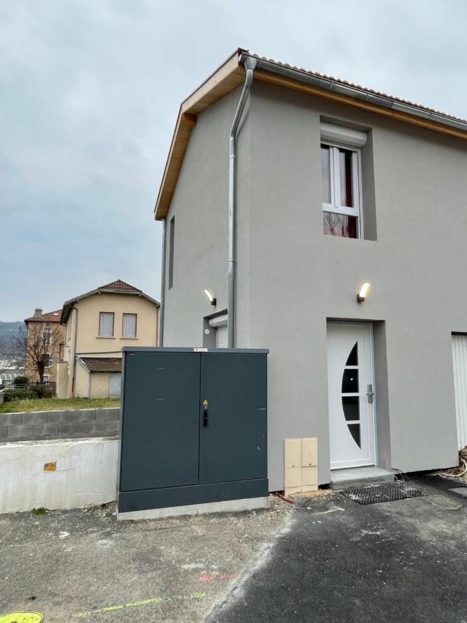 Chasse-sur-Rhône Petit Chateau מראה חיצוני תמונה