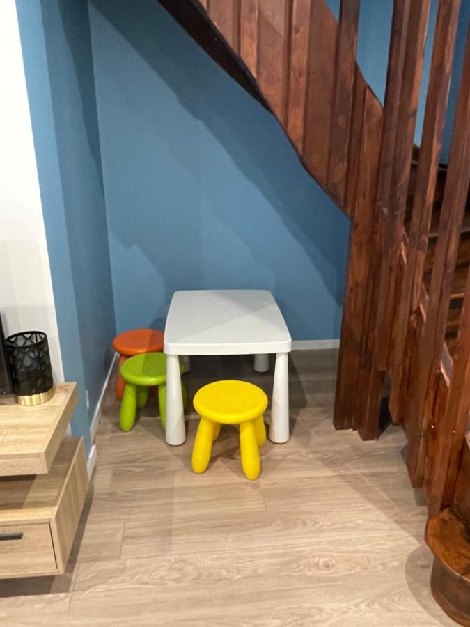 Chasse-sur-Rhône Petit Chateau מראה חיצוני תמונה